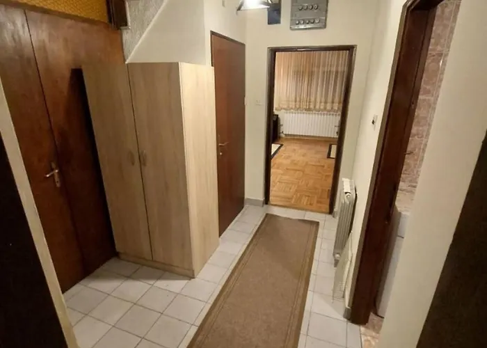 Truvov Διαμέρισμα Lihula